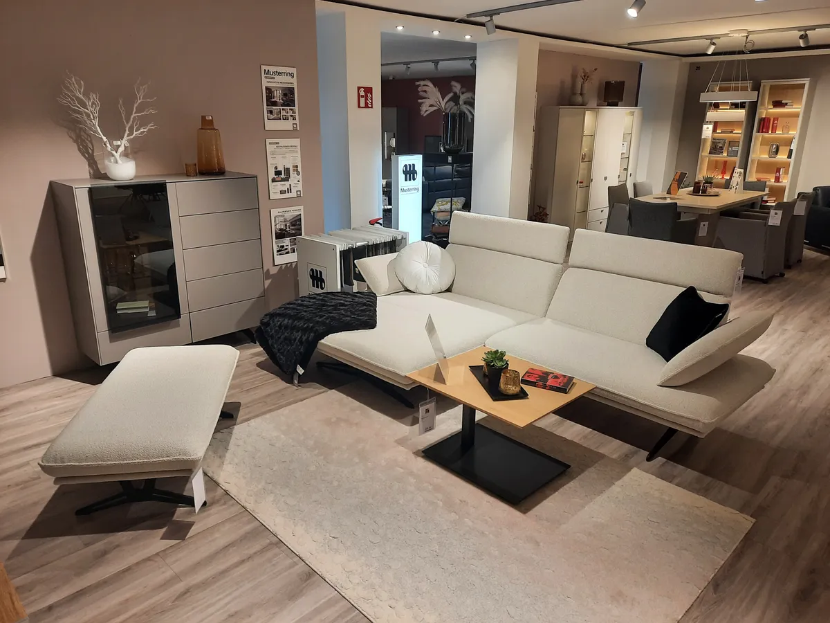 Polstergruppe mit Hockerbank MR 455